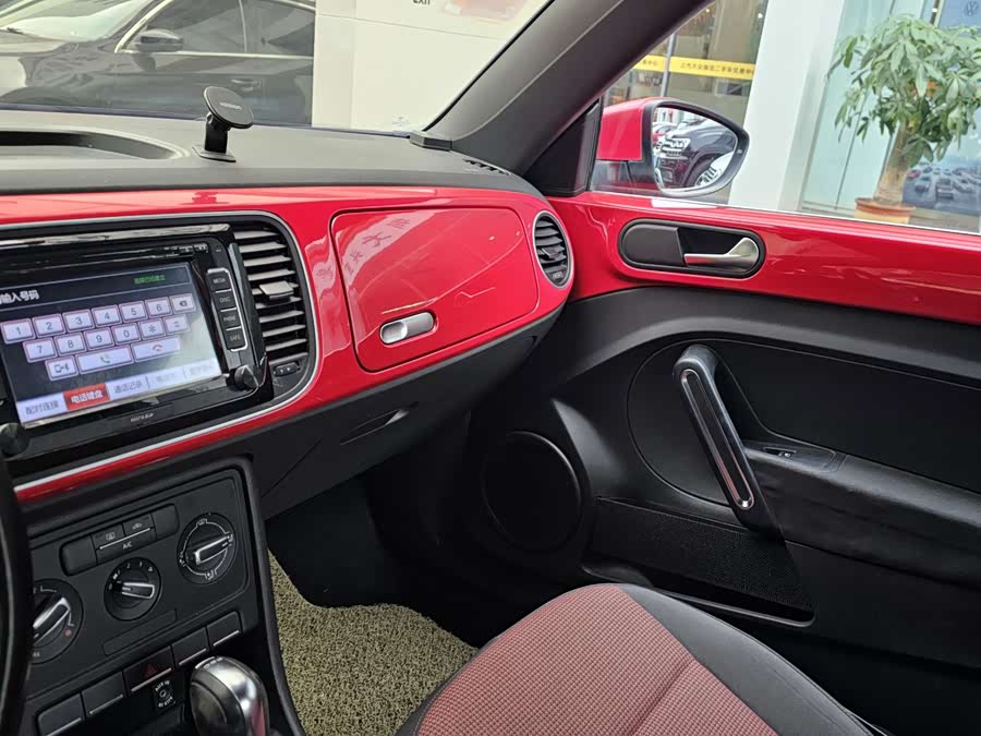 Volkswagen Beetle 2013 immagine di auto #7