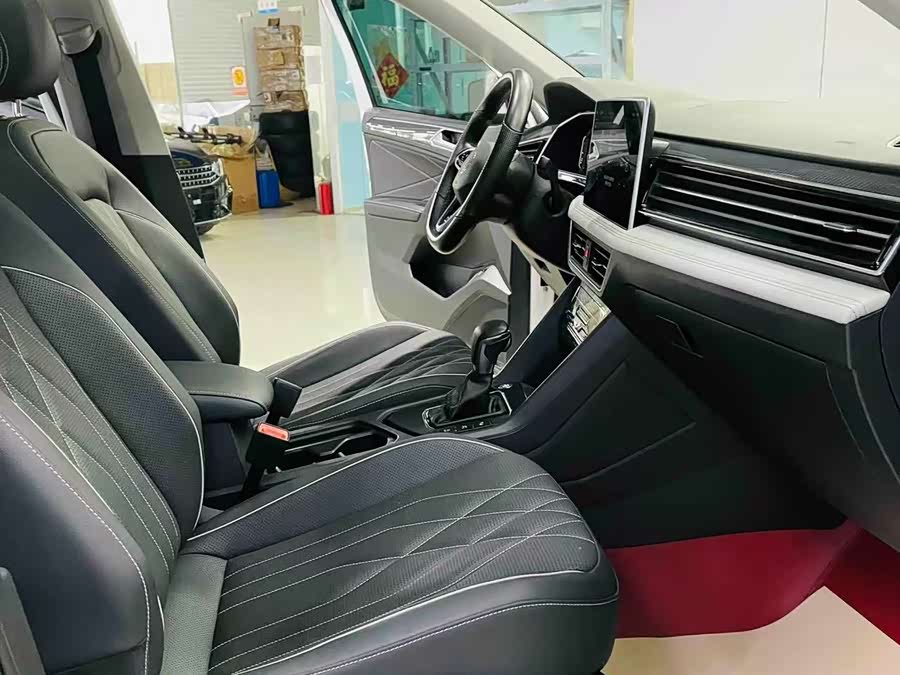 Volkswagen Tiguan L 2021 image de voiture #7