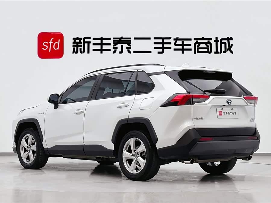 Toyota RAV4 2023 car image #7
