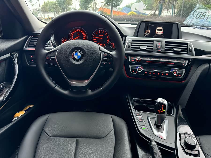 BMW 3 Series 2017 #7 BMW 3 Series 2017 car image #7