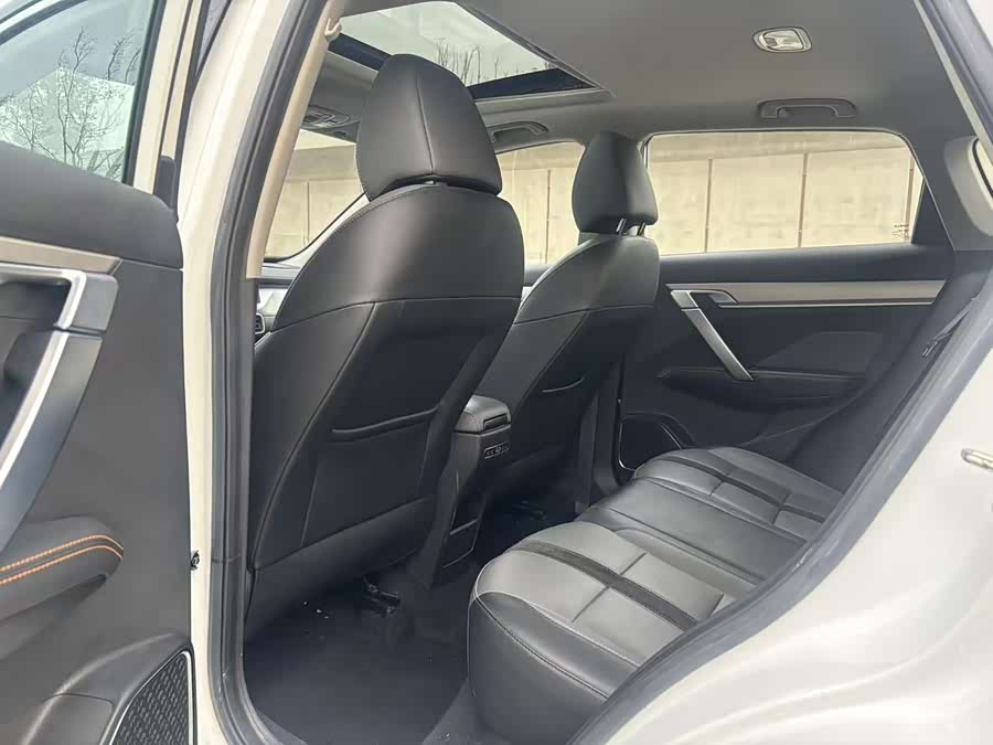 GEELY Coolray 2023 car image #7