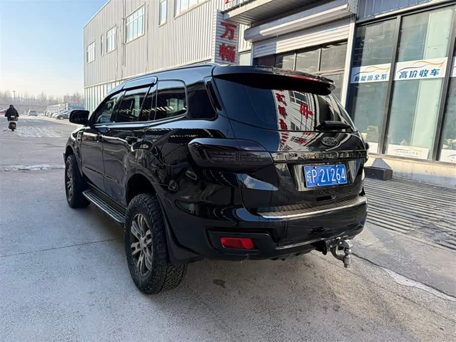 Ford Everest 2016 immagine di auto #7