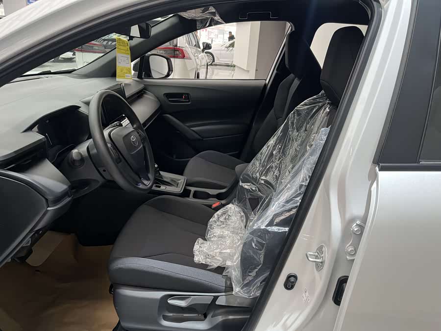 Toyota Corolla Cross car image #7