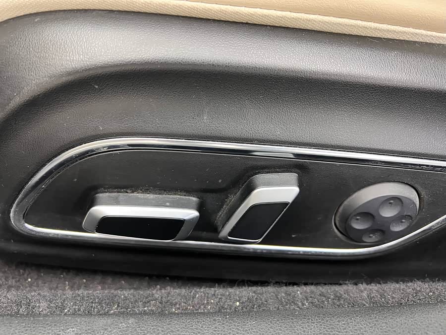 Xpeng P7 2021 صورة سيارة #7