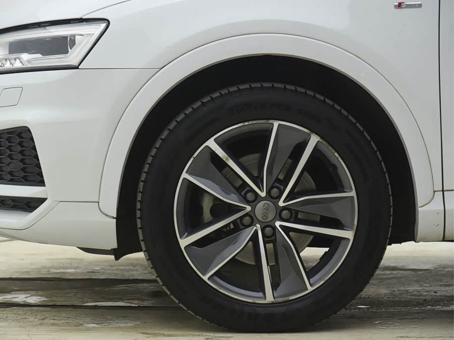 Audi Q3 2018 #7 Audi Q3 2018 car image #7