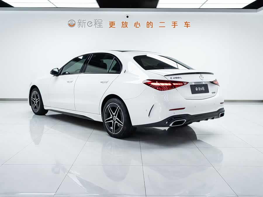 Mercedes-Benz C Class 2024 car image #7