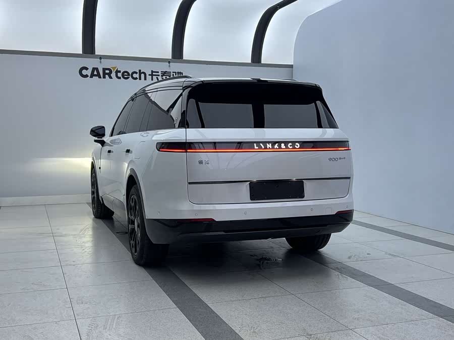 Lynk & Co 900 2025 #7 Lynk & Co 900 2025 car image #7