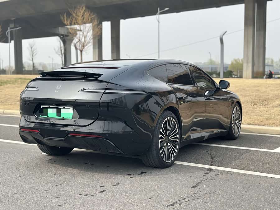 Avatr 12 2023 imagem de carro #7