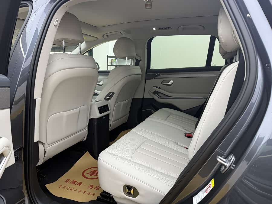 BYD Tang L 2025 car image #7