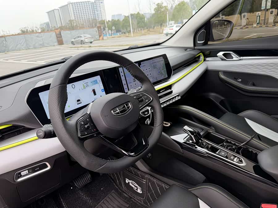 GEELY Coolray 2022 car image #7