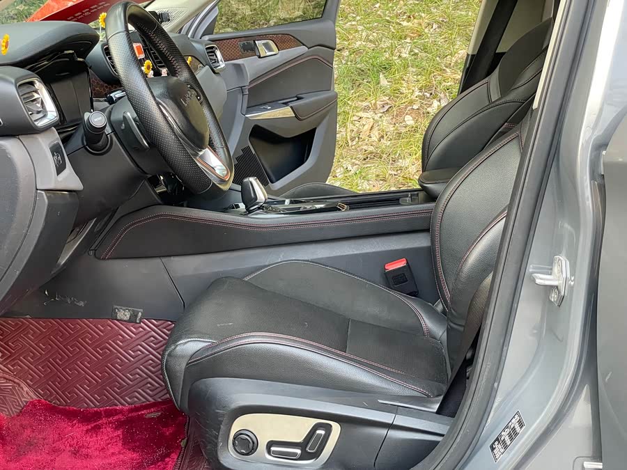 Lynk & Co 02 2019 #7 Lynk & Co 02 2019 car image #7