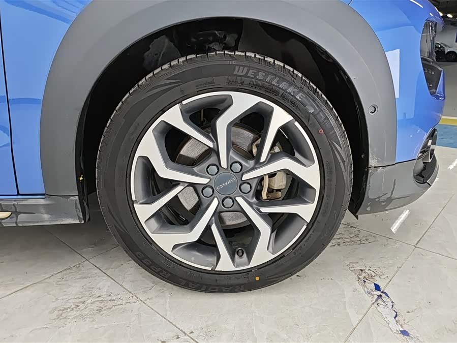 Lynk & Co 02 2019 car image #7