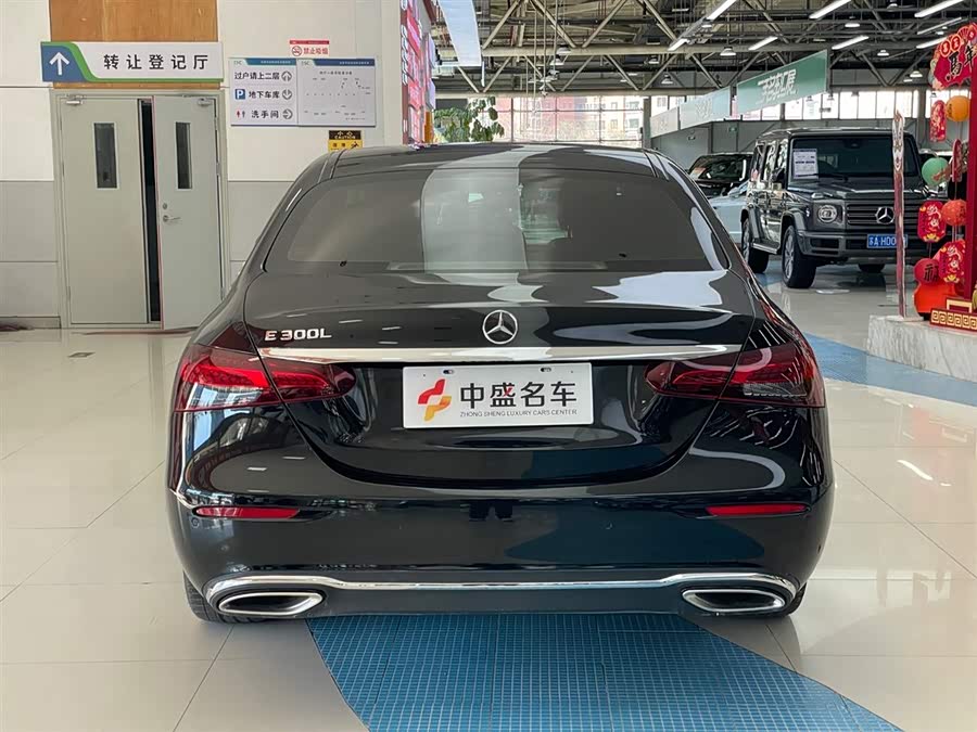 Mercedes-Benz E Class 2023 car image #7