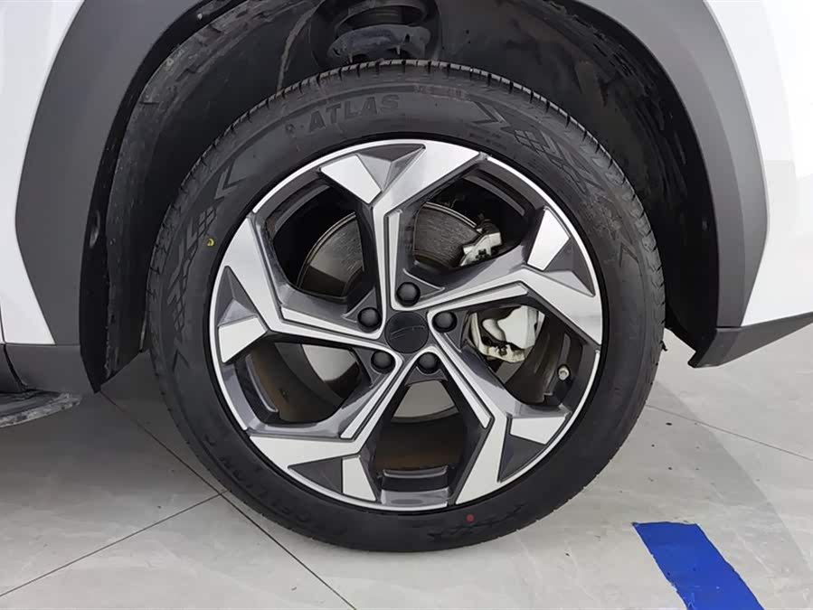 GEELY Boyue L 2024 car image #7