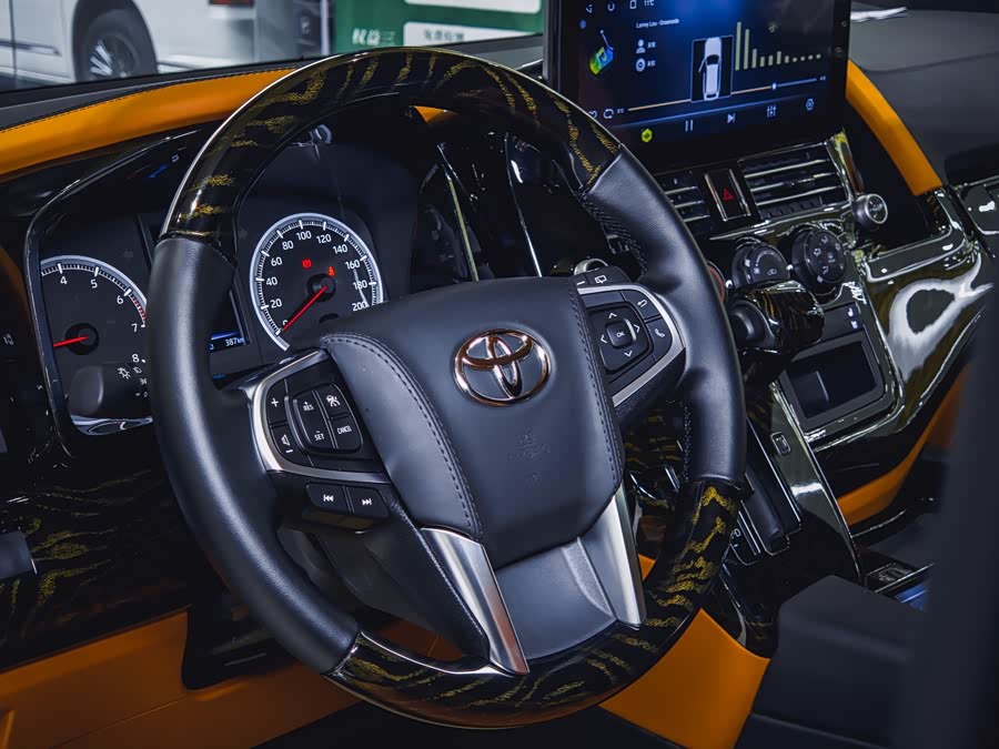 Toyota 2025 car image #7