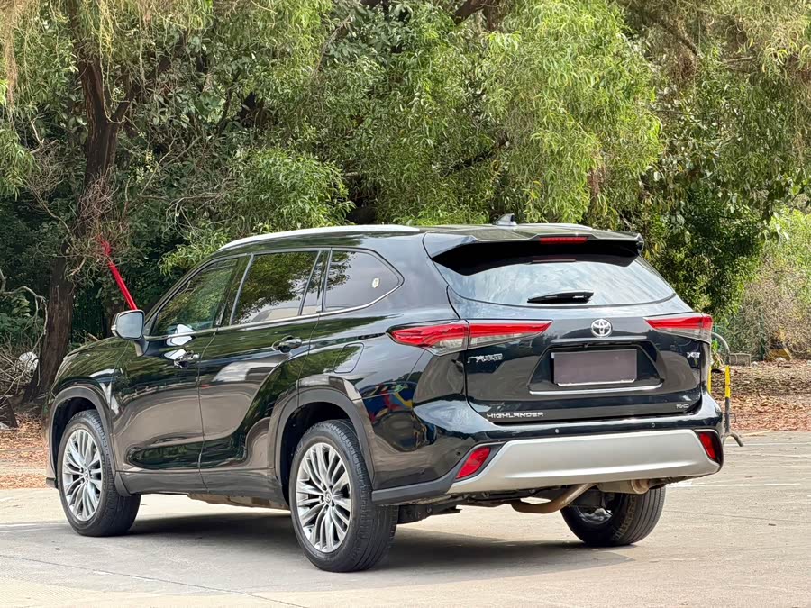 Toyota Highlander 2022 #7 Toyota Highlander 2022 car image #7