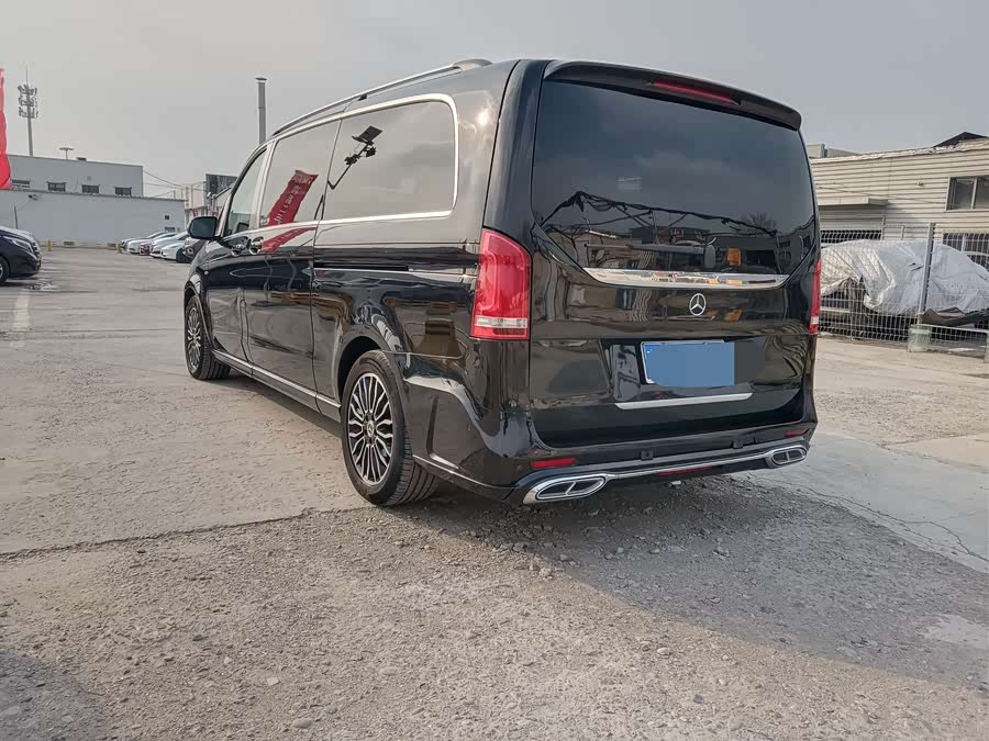 Mercedes-Benz V Class 2018 car image #7