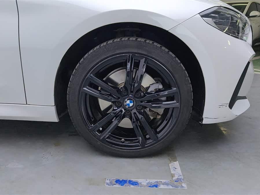 BMW 1 Series 2020 car image #7