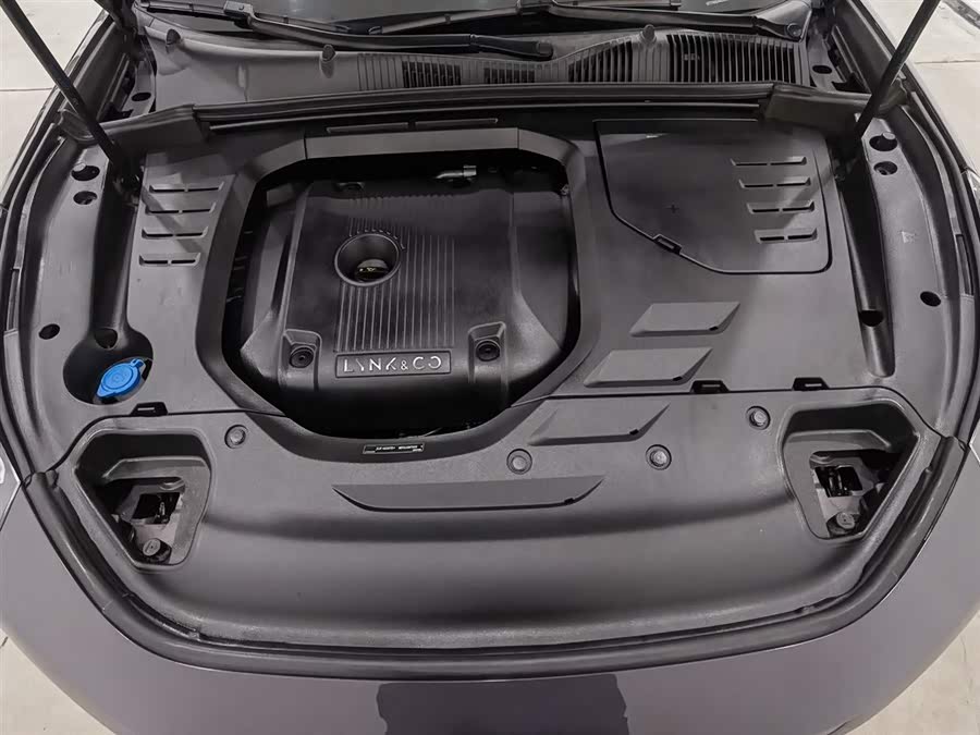Lynk & Co 02 2021 car image #7