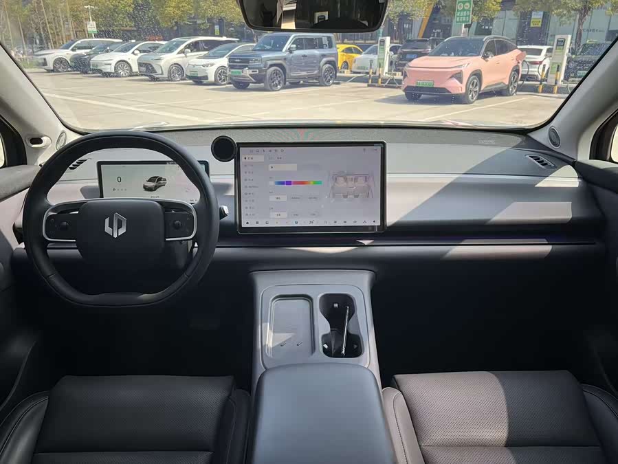 零跑汽车 零跑C10 2024 汽车图片 #7