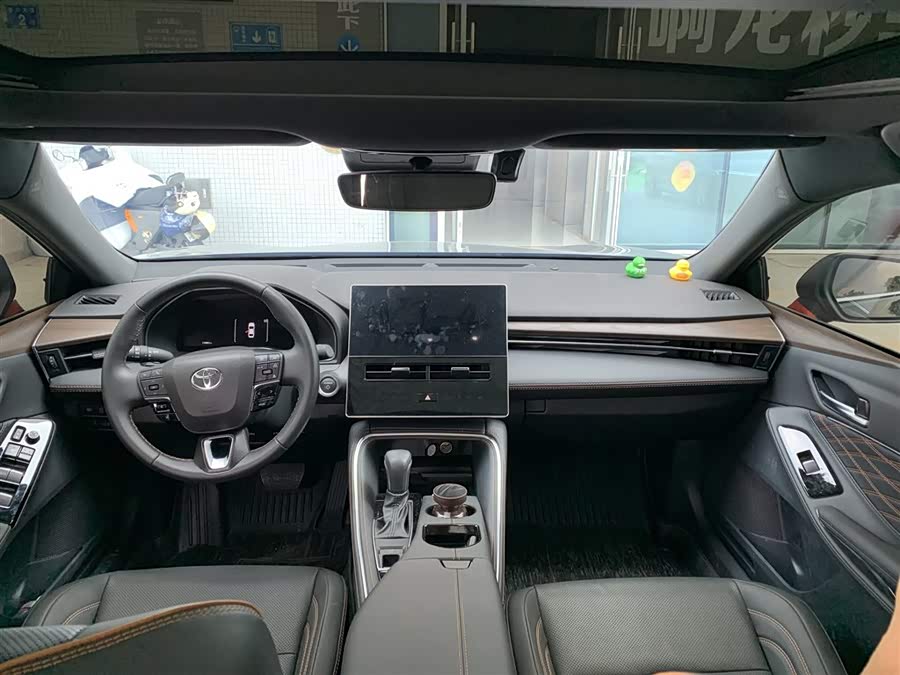 Toyota Avalon 2025 car image #7