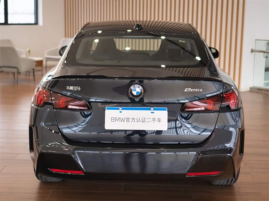 BMW 2 Series 2026 car image #7