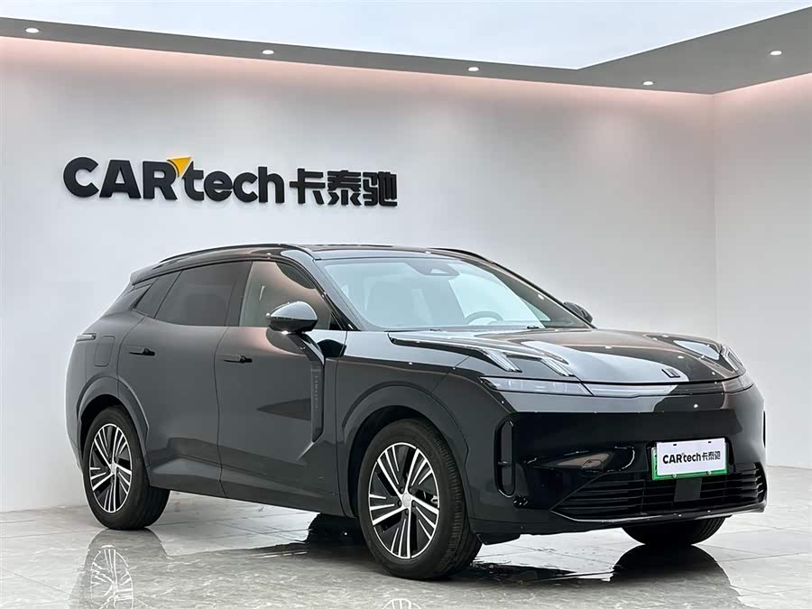 Lynk & Co 08 EM-P 2024 car image #7