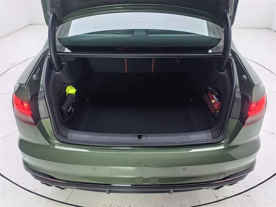 Audi S4 2023 image de voiture #7