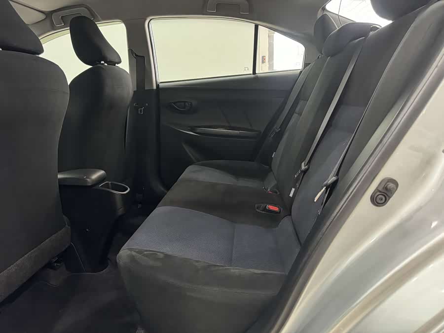 Toyota Yaris L Zhixiang 2018 immagine di auto #7