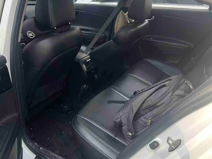 起亚 起亚K4 2016 汽车图片 #7