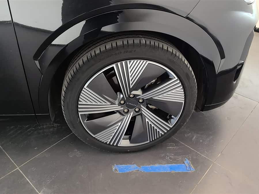 Lynk & Co 08 EM-P 2023 #7 Lynk & Co 08 EM-P 2023 car image #7