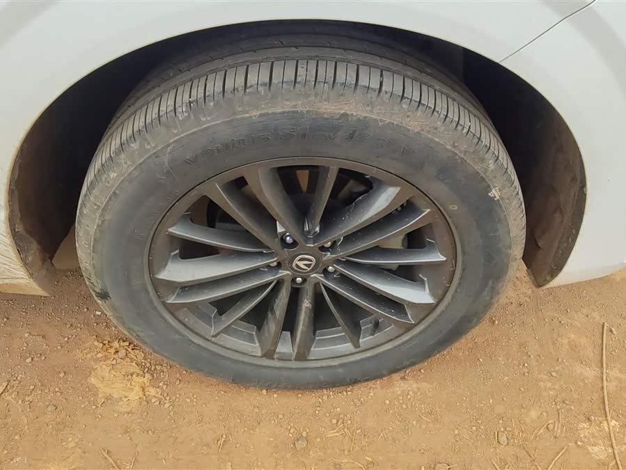 Changan UNI-K 2025 car image #7