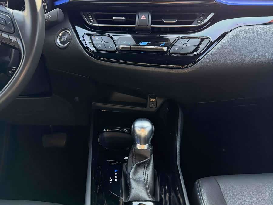 Toyota Izoa 2019 car image #7