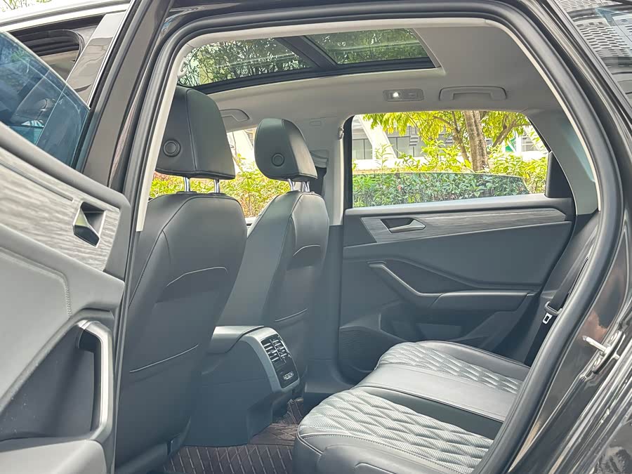 Volkswagen Sagitar 2023 car image #7