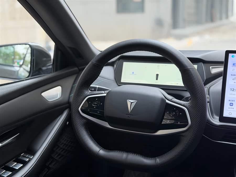 Deepal SL03 2024 image de voiture #7