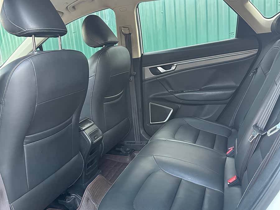 GEELY Emgrand GS 2017 #7 GEELY Emgrand GS 2017 car image #7