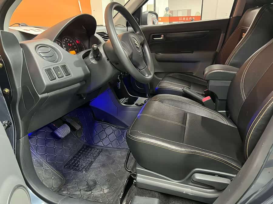 铃木 雨燕 2018 汽车图片 #7