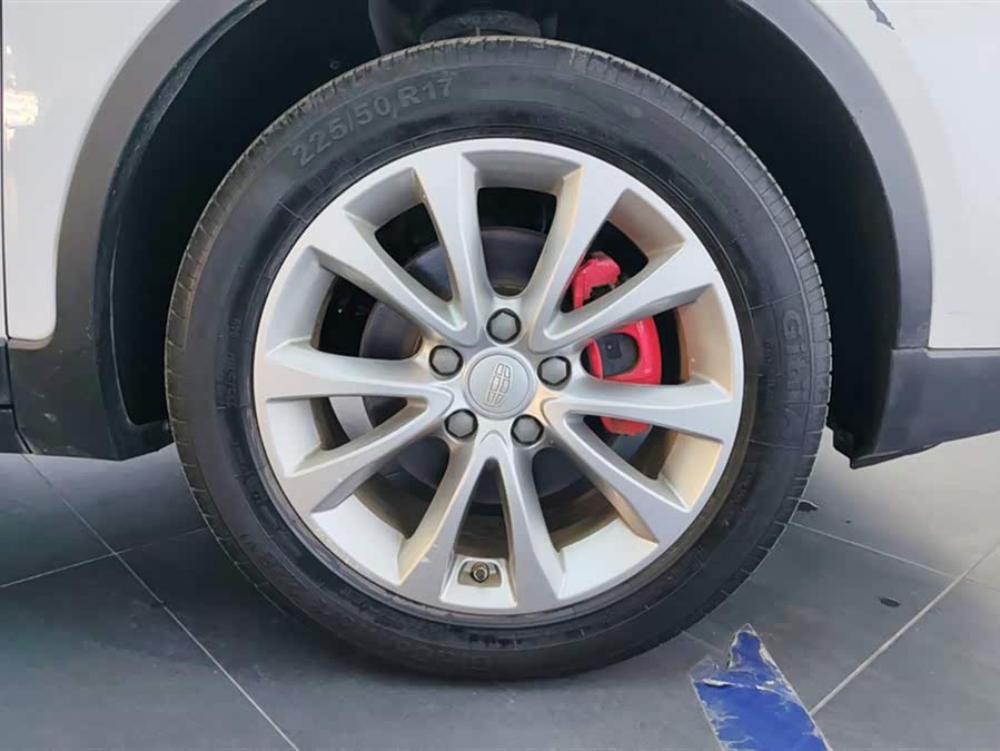 GEELY Emgrand GS 2018 car image #7