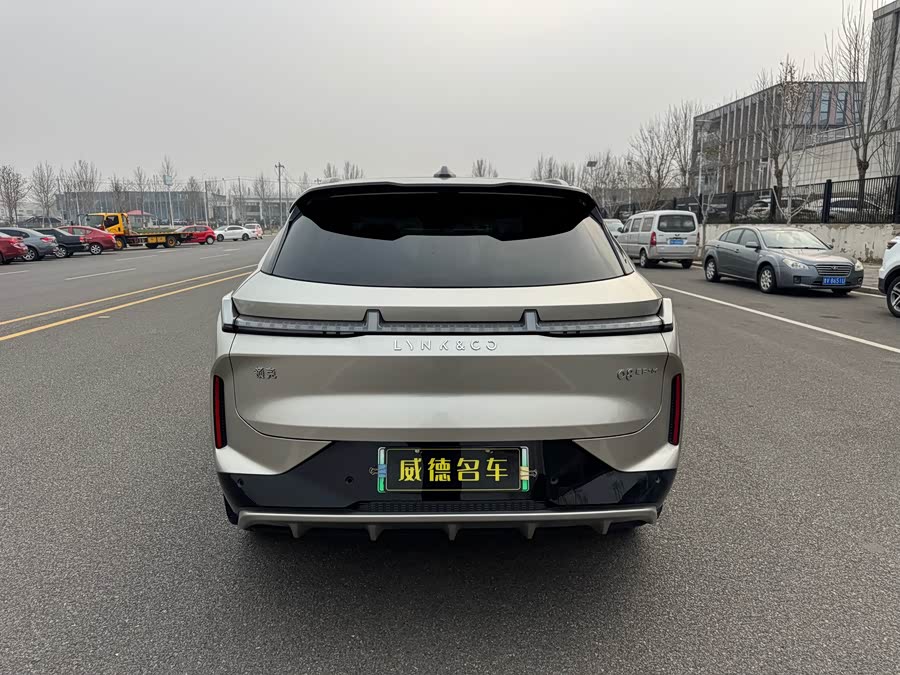 Lynk & Co 08 EM-P 2024 car image #7