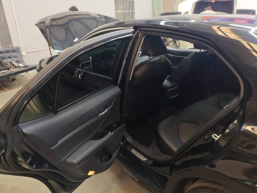 Toyota Camry 2023 car image #7