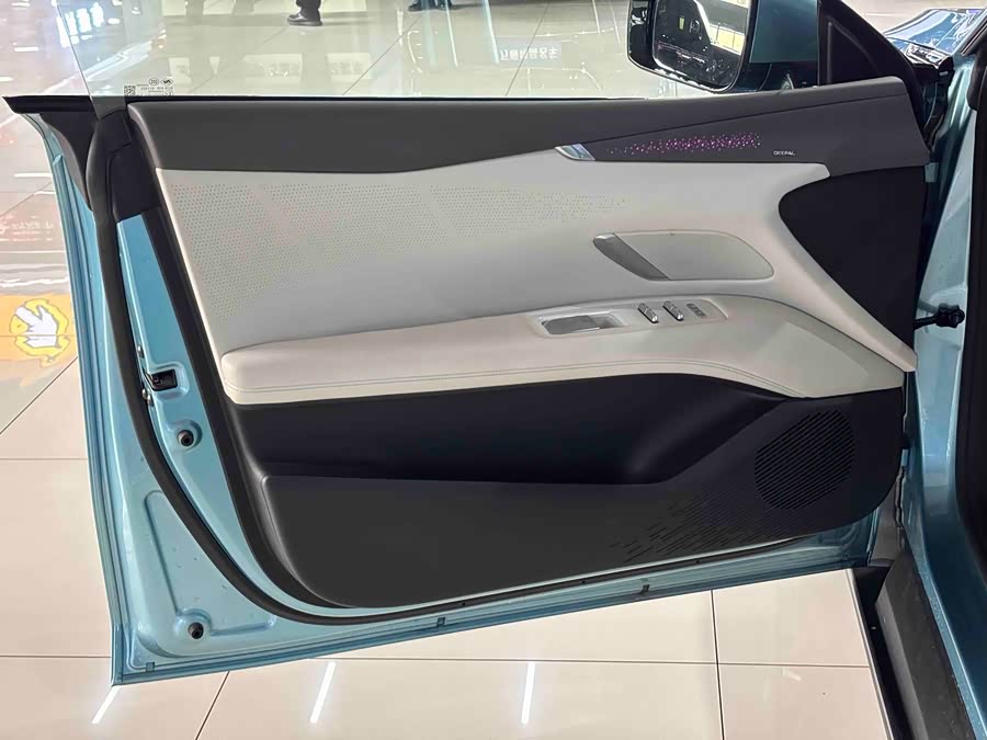 Deepal L07 2024 imagen de coche #7