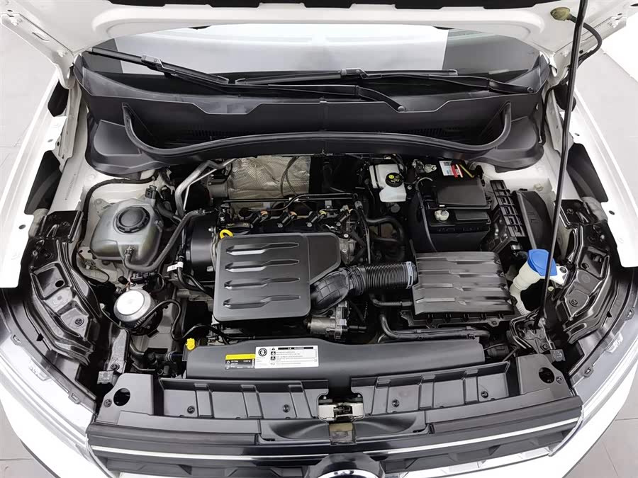 Volkswagen T-Cross 2019 immagine di auto #7
