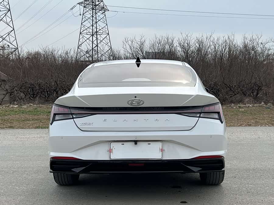 Hyundai Elantra 2021 immagine di auto #7