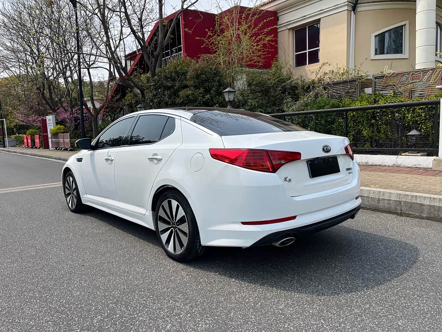 起亚 起亚K5 2012 汽车图片 #7