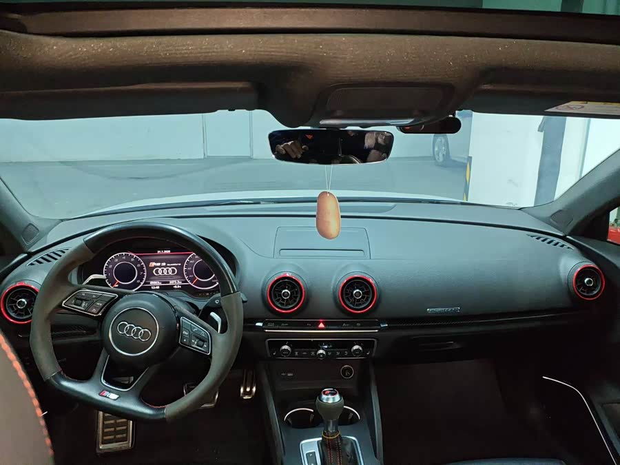 奥迪 奥迪RS 3 2018 汽车图片 #7