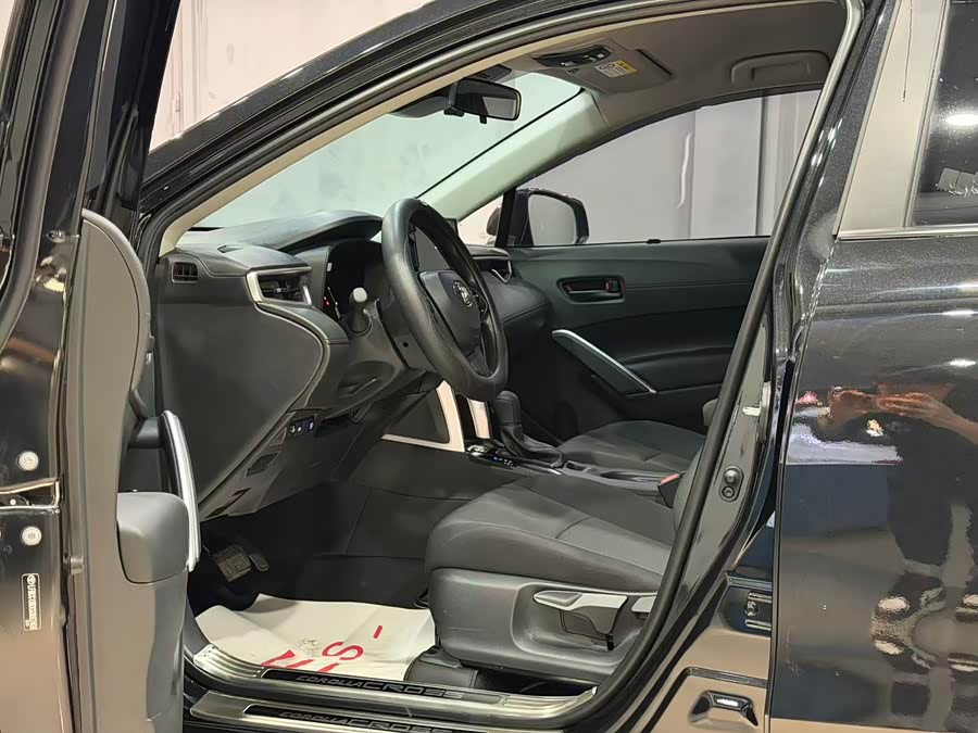 Toyota Corolla Cross 2025 car image #7