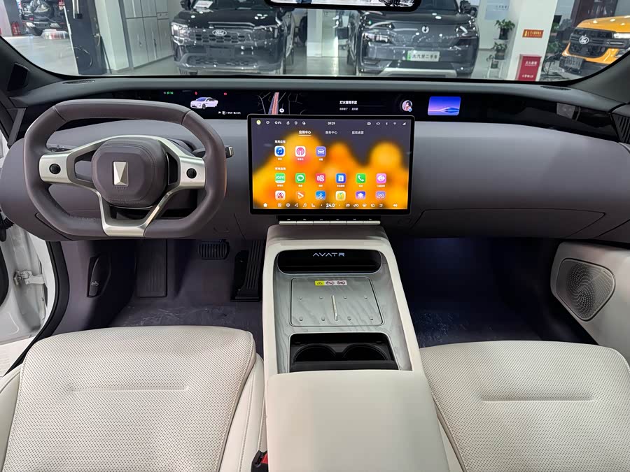 Avatr 12 2025 car image #7