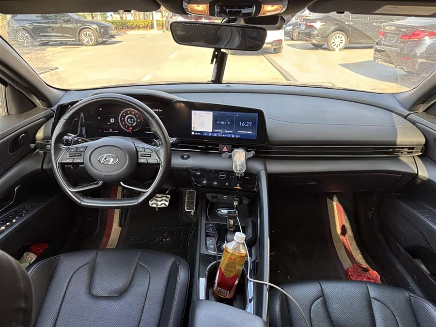 Hyundai Elantra 2021 immagine di auto #7