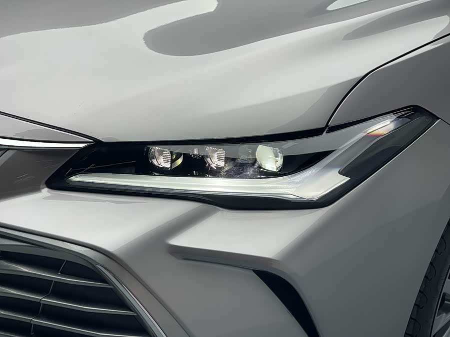 Toyota Avalon 2025 car image #7