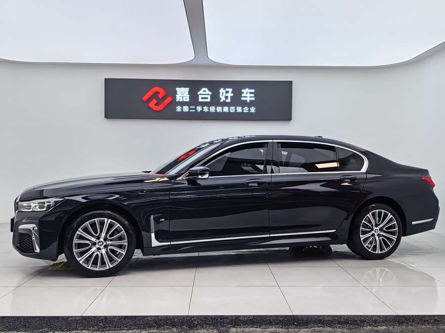 BMW 7 Series 2022 car image #7